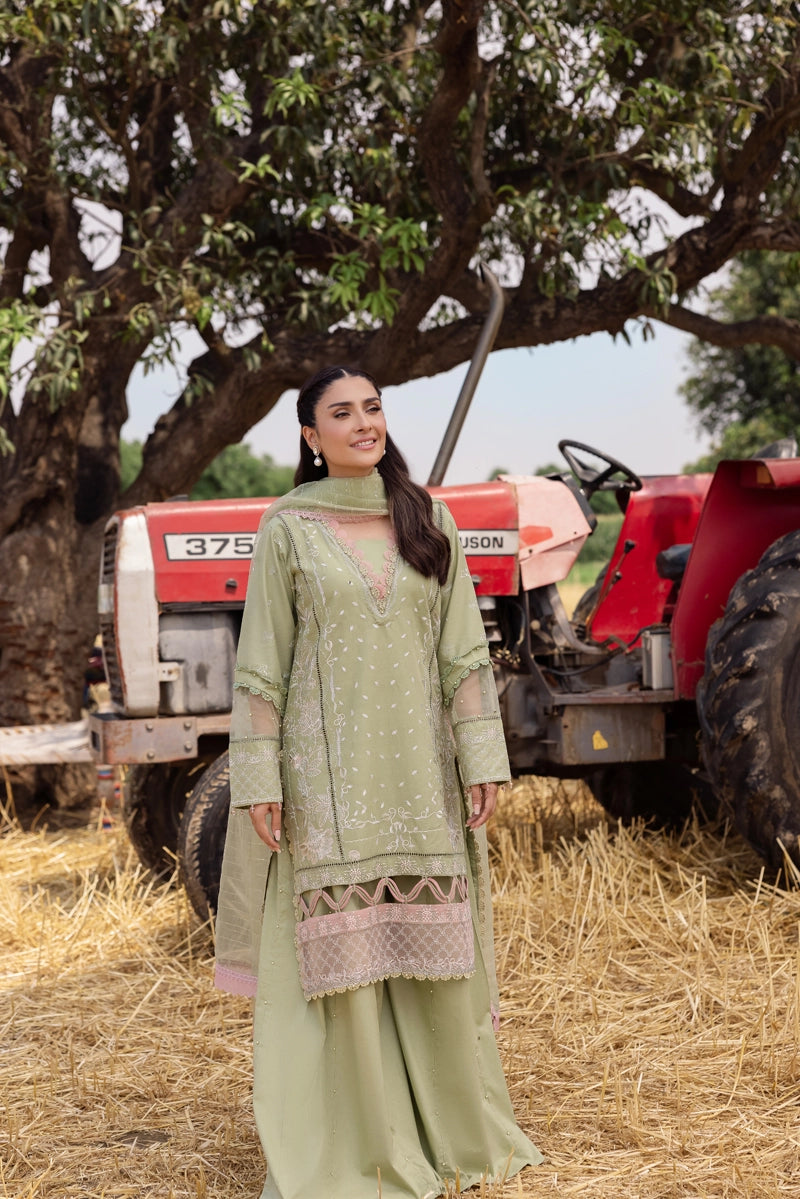 Ayeza Khan Heer Mummy & Me Ladies Chikan Embroidered Eid Outfit AL1026