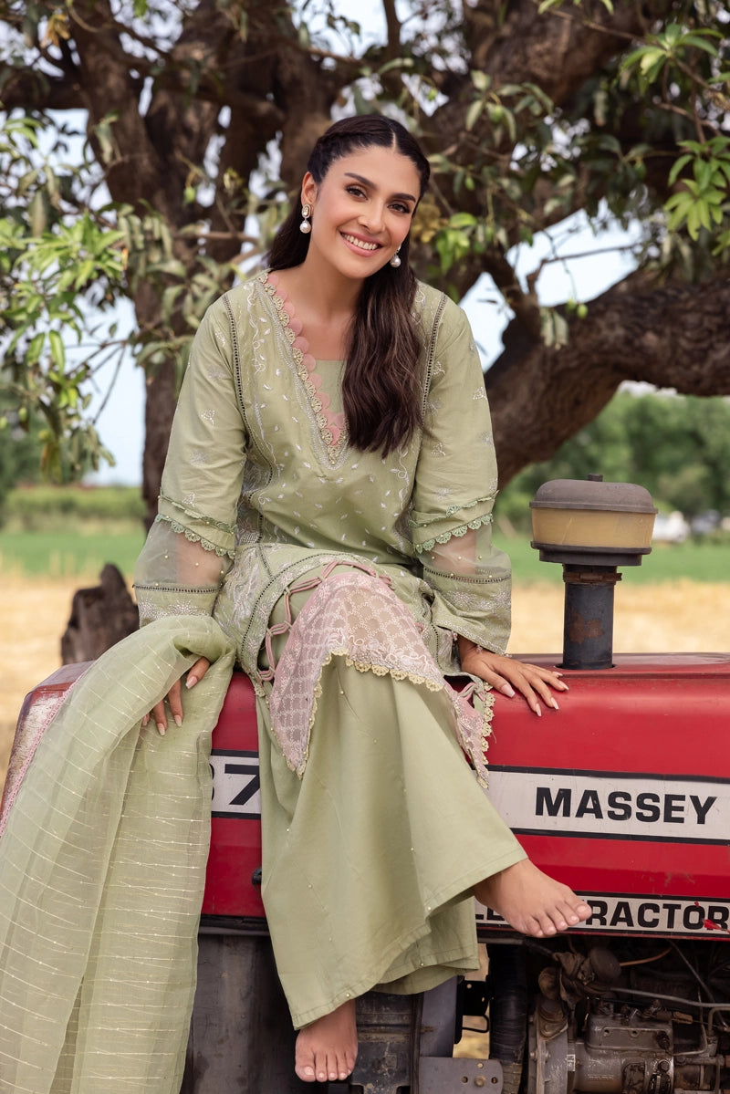 Ayeza Khan Heer Mummy & Me Ladies Chikan Embroidered Eid Outfit AL1026