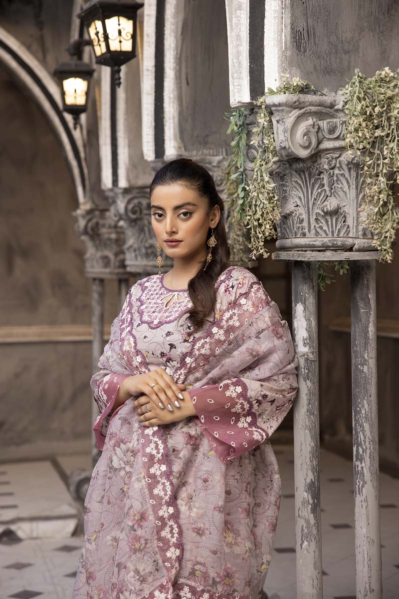 Ethnic Designer Ladies 3 Piece Dark Lilac Lawn Outfit with Embroidered Dupatta