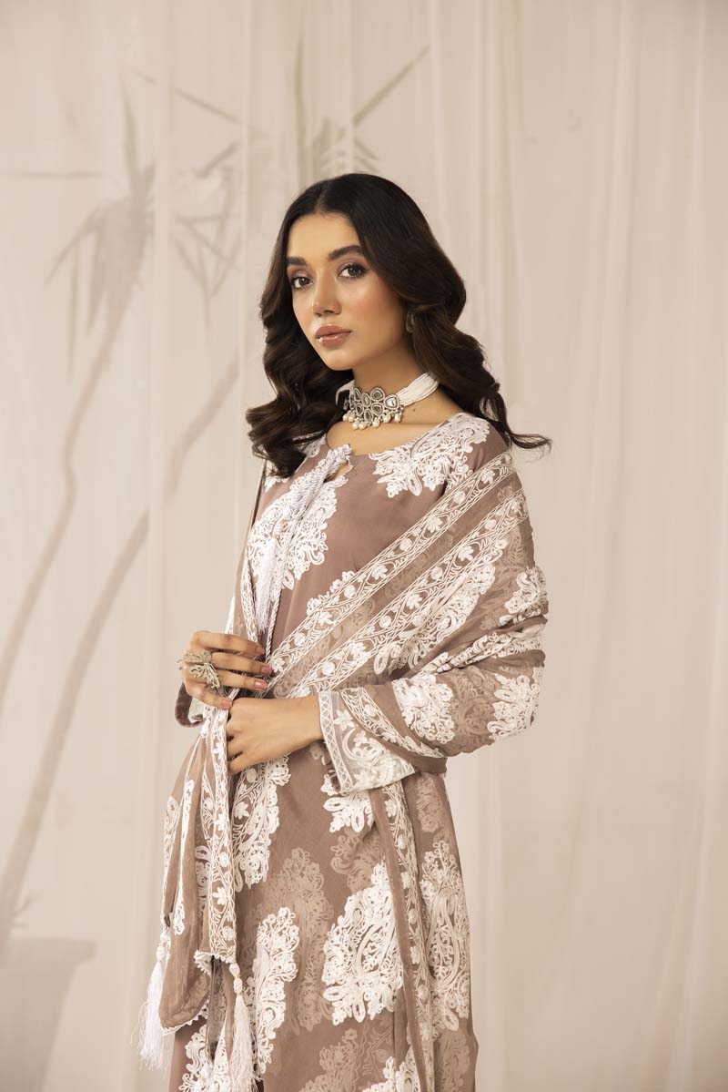 Jannat Mocha Linen Embroidered 3 Piece Suit With Chiffon Dupatta - Desi Posh