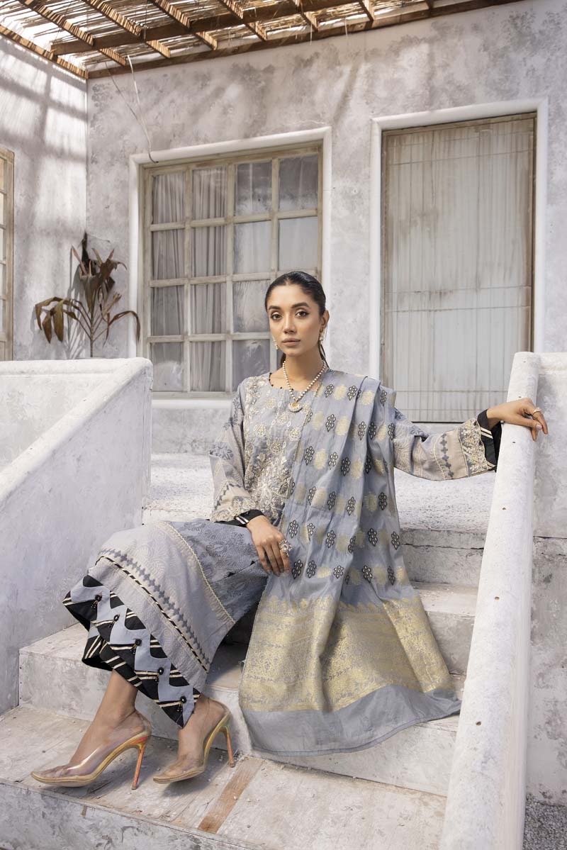 Elina Luxury Jacquard 3 Piece Grey Wedding Outfit - Desi Posh