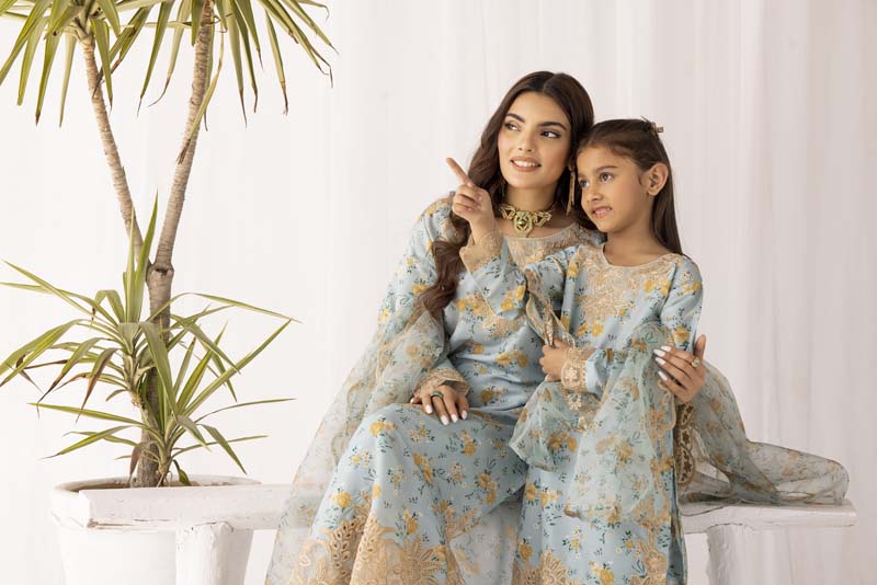 Mohagni Designer Mummy & Me Ladies 3 Piece Lawn Outfit Green - Desi Posh