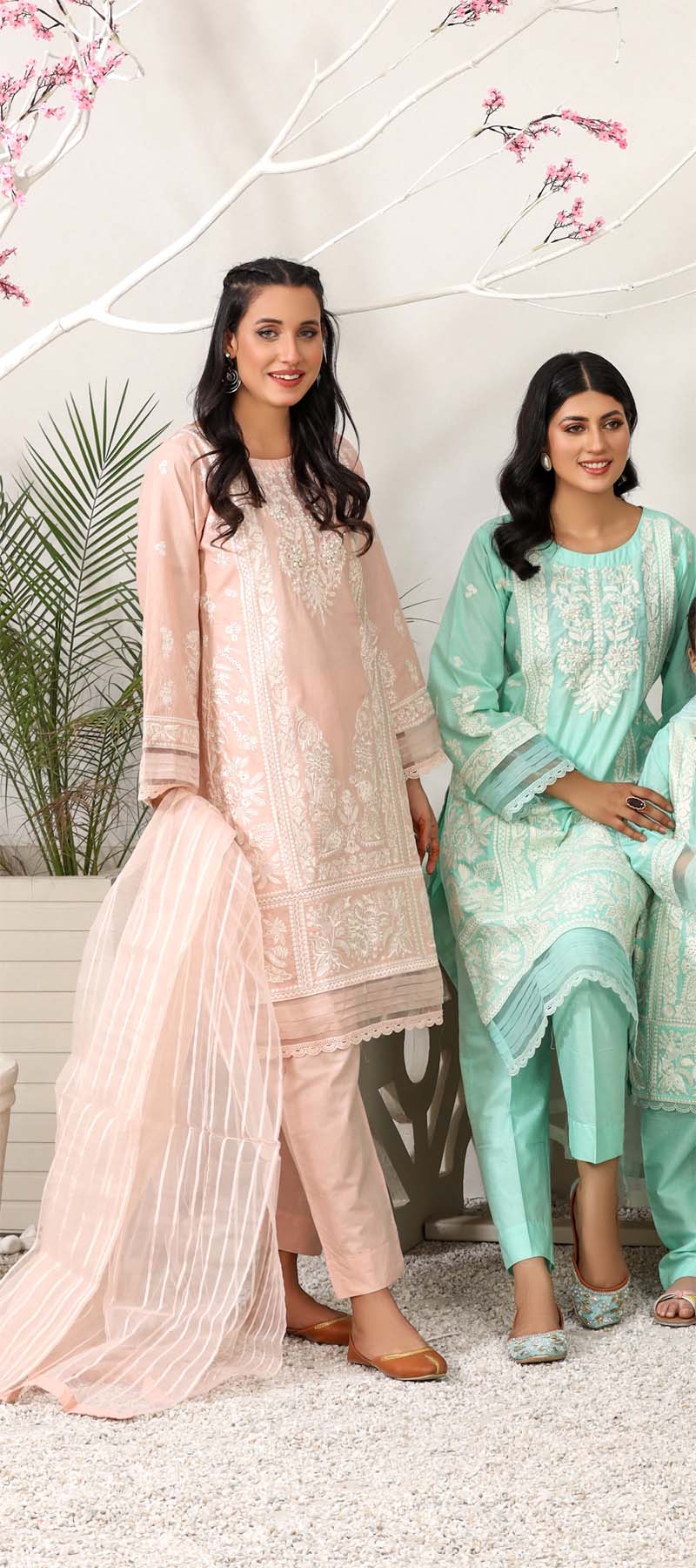 Simrans Ladies Cotton Lawn Suit Pale Pink - Desi Posh