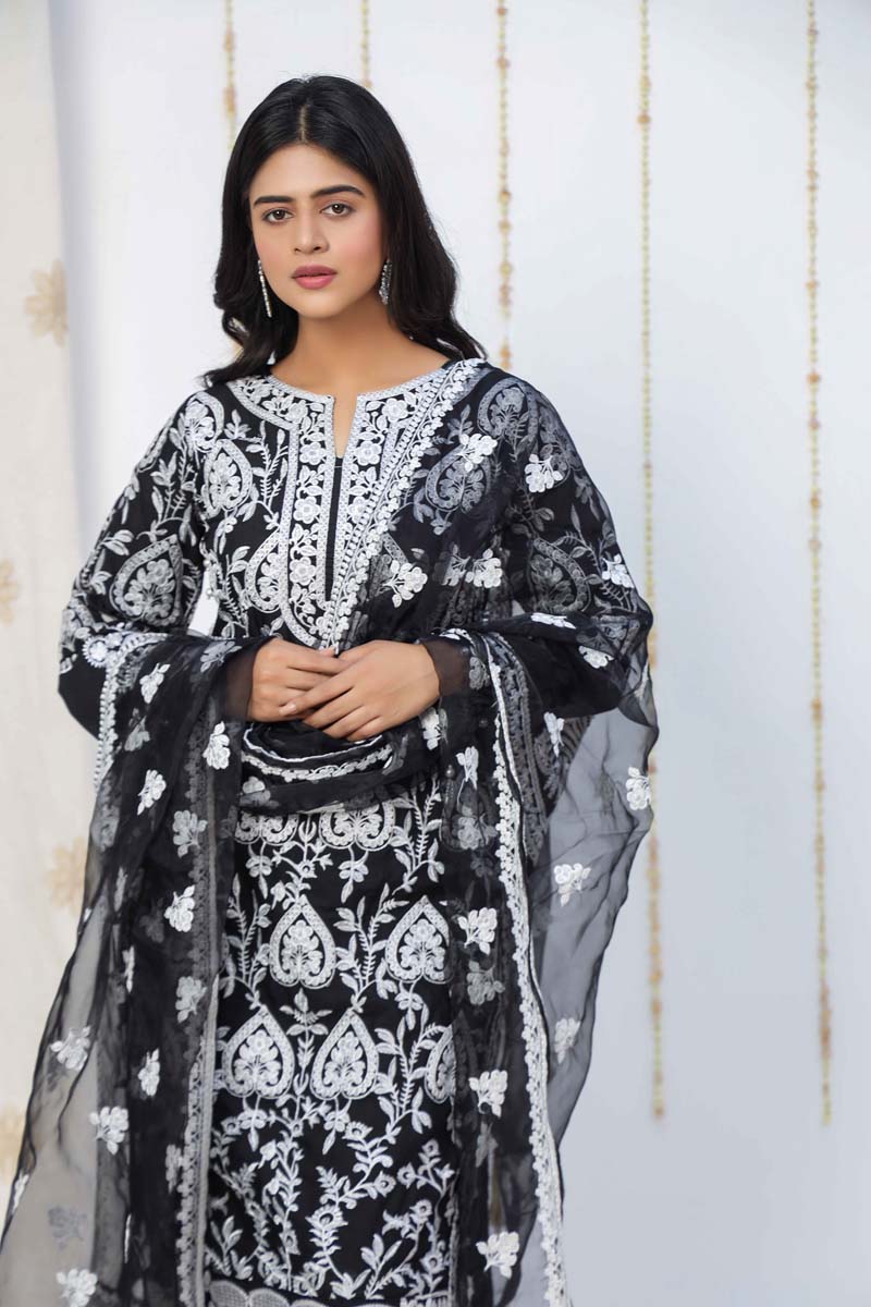 Stunning Black Beauty Embroidered 3 Piece Eid Outfit With Net Dupatta - Desi Posh