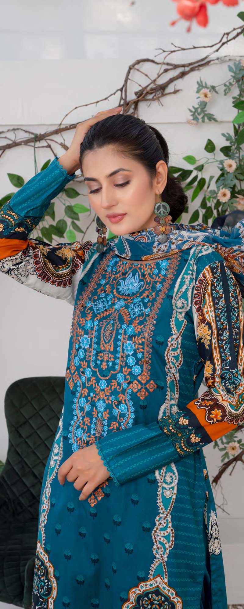 Simrans Lawn Blue Outfit With Salwar and Chiffon Dupatta - Desi Posh