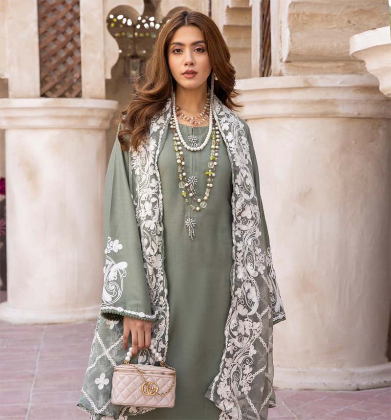 Khoobsurat Green Mummy & Kids 3 Piece Suit With Embroidered Dupatta - Desi Posh