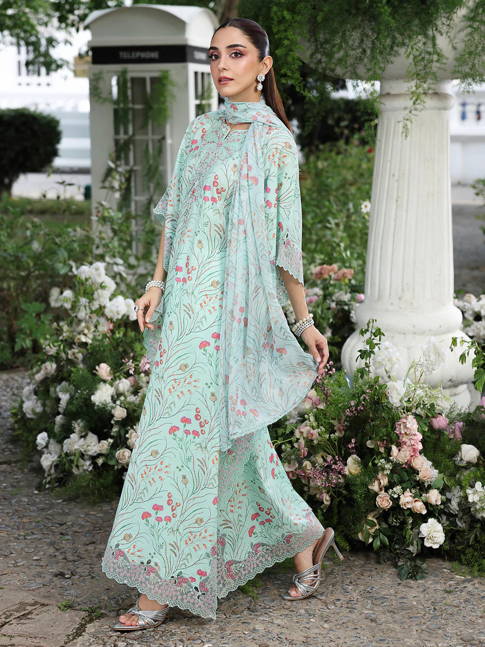 maya ali in green dress Maya Ali - Sea Green Velvet Shirt, Trouser with Dupatta main image 0
