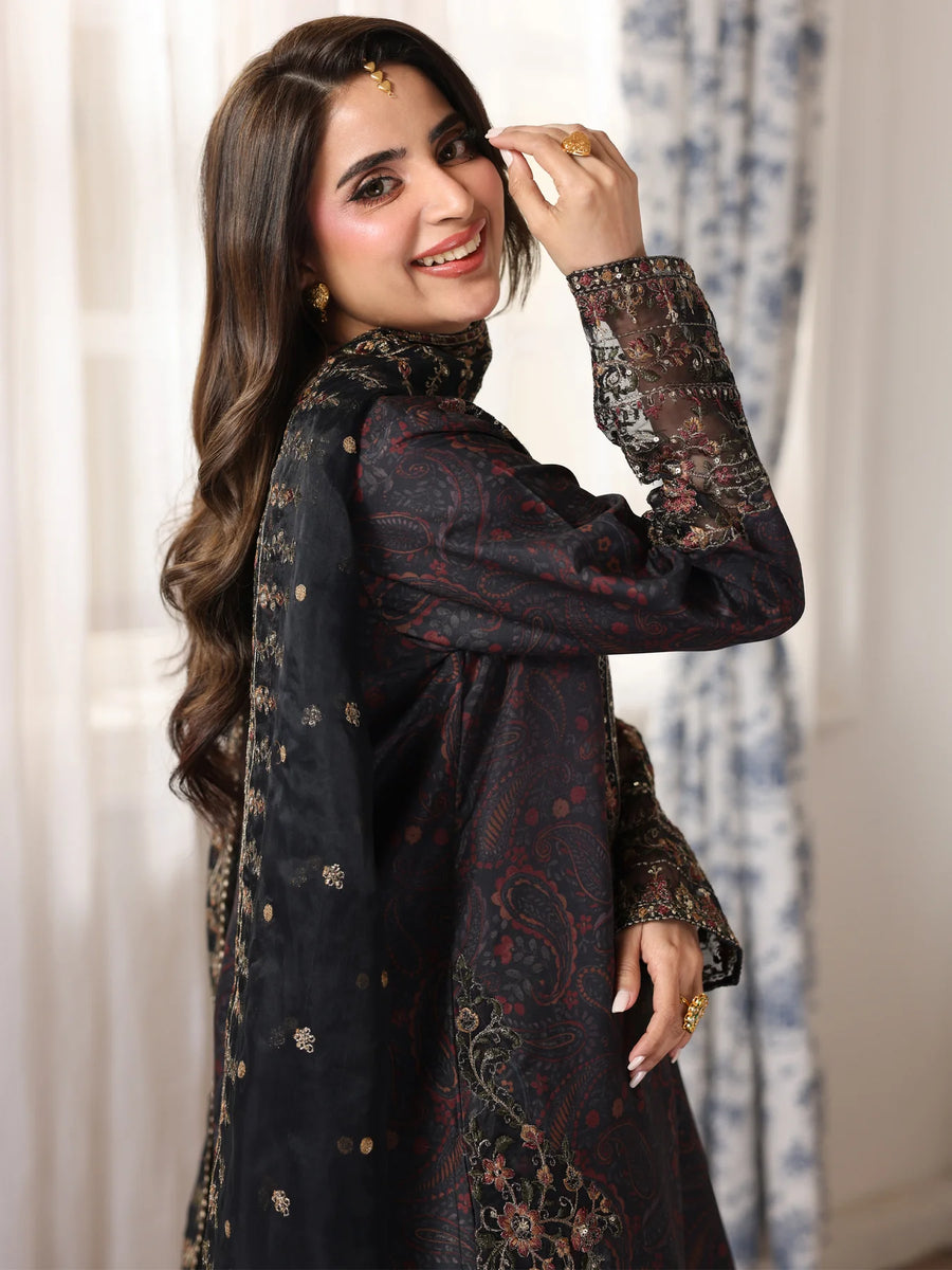 Mohagni DLS-55 | Luxury Embroidered Eid Outfits & Pakistani Clothes ...