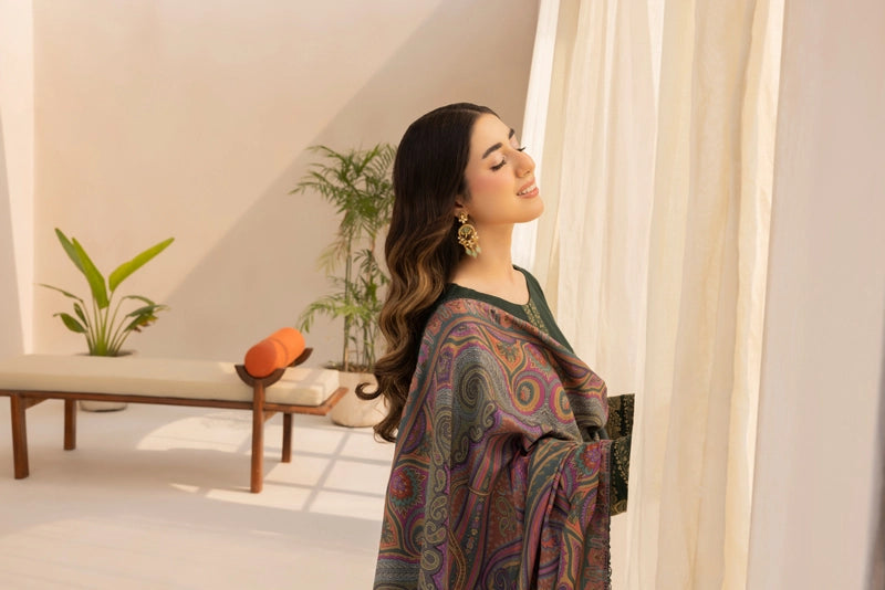 Rozana Dhanak Winter Collection Royal Emerald 3 Piece Embroidered Suit