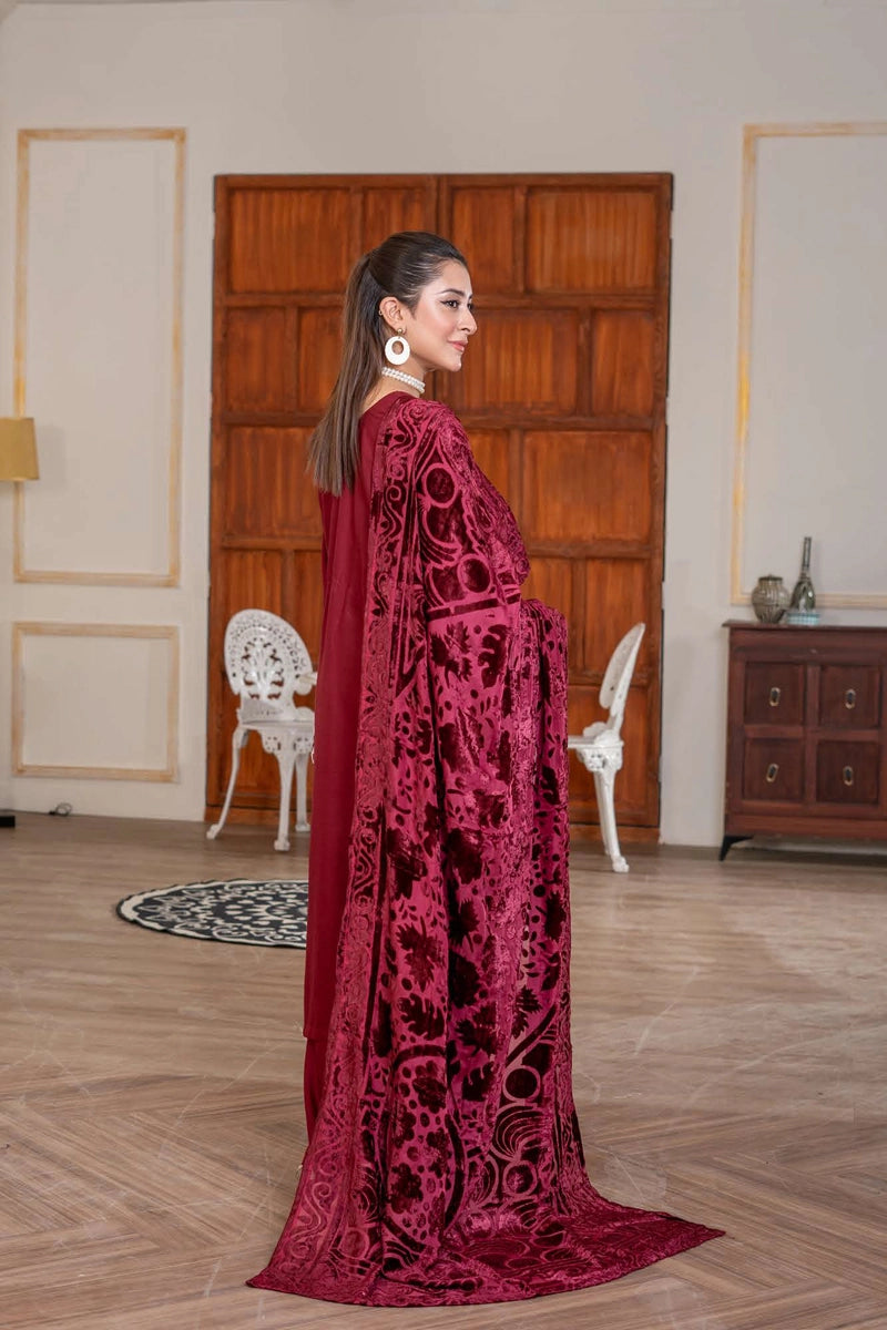 Malaika Winter Linen Collection Maroon 3 Piece Suit With Palachi Shawl
