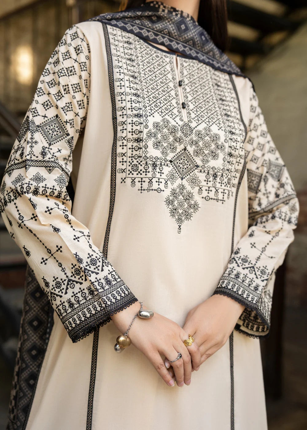 Muharram New Year Collection Beige 3 Piece Embroidered Lawn Farshi Salwar Suit