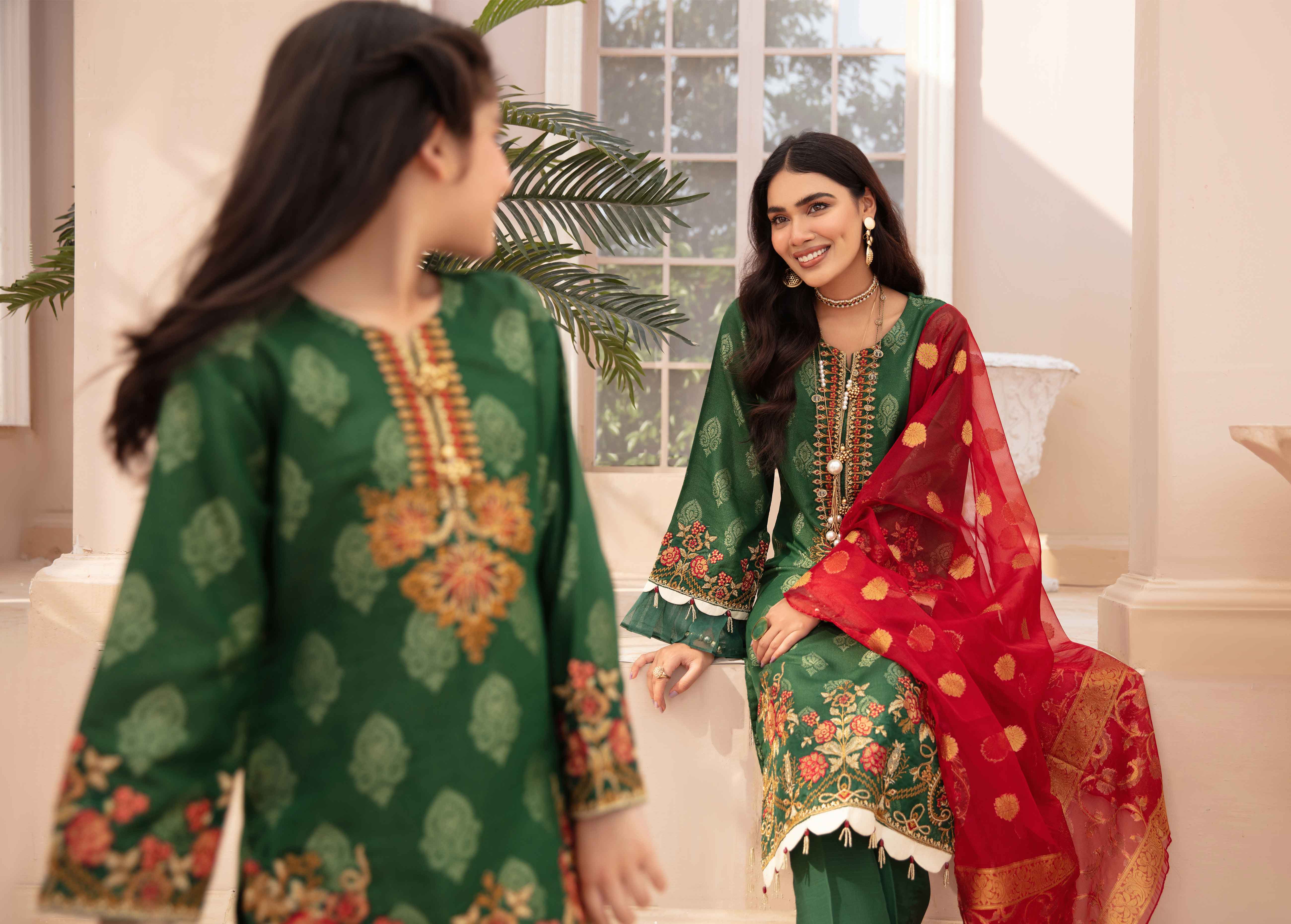 mother and daughter matching eid suits