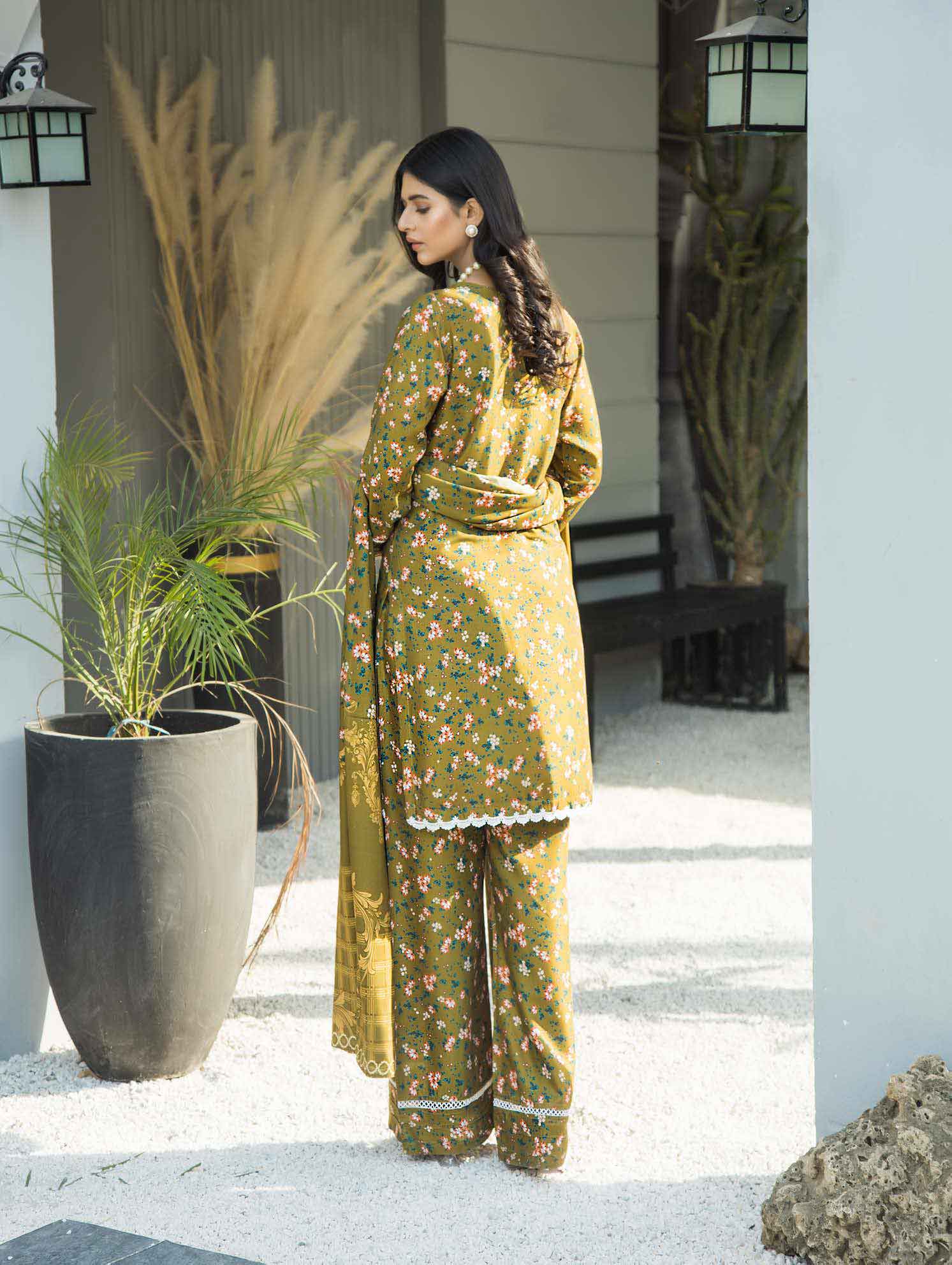 Flora Printed 3 Piece Winter Marina Shawl suit 4405 salwar kameez DesiP 