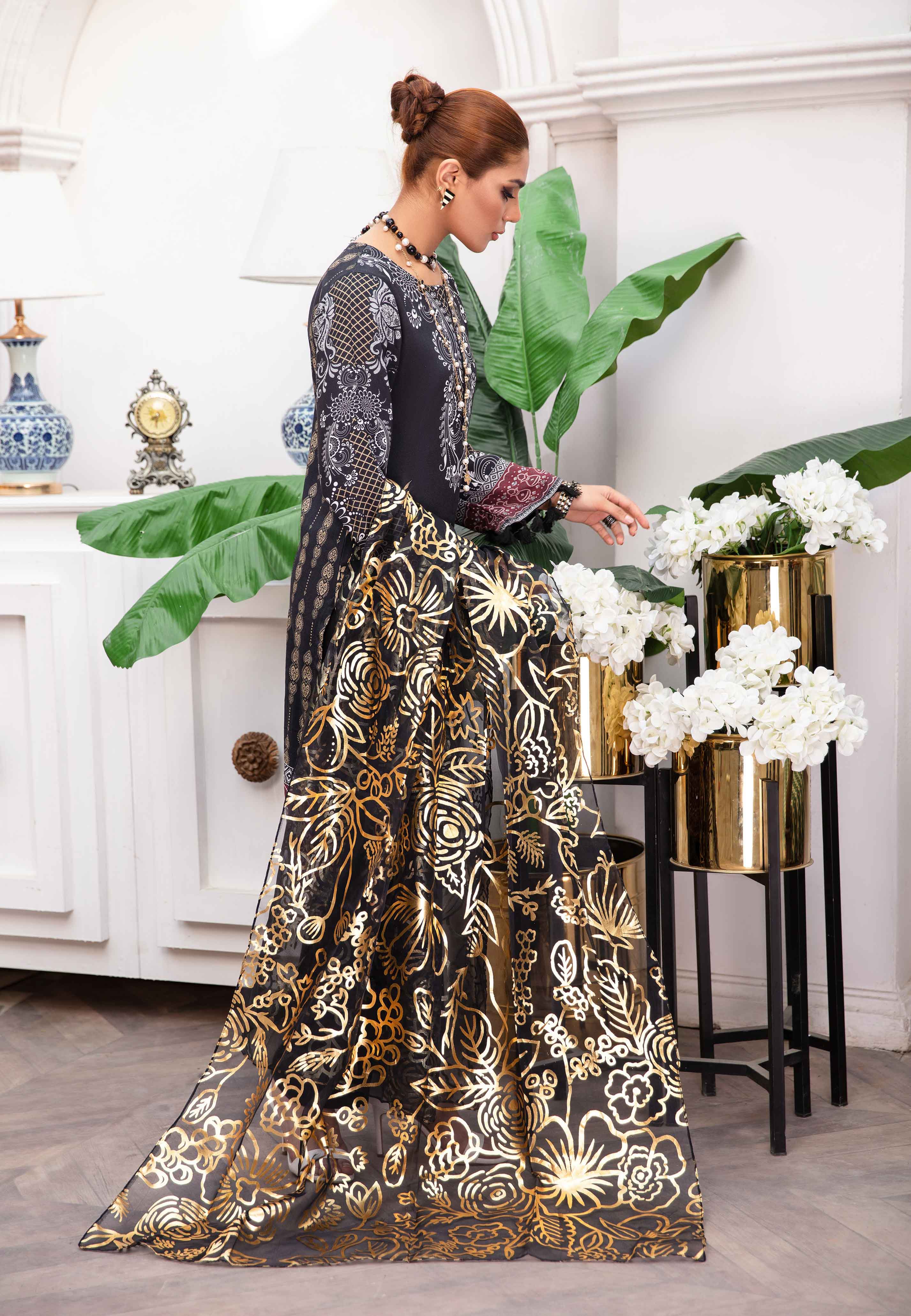 Garnet by Simrans Black Linen Outfit with Foil Print Dupatta - Desi Posh