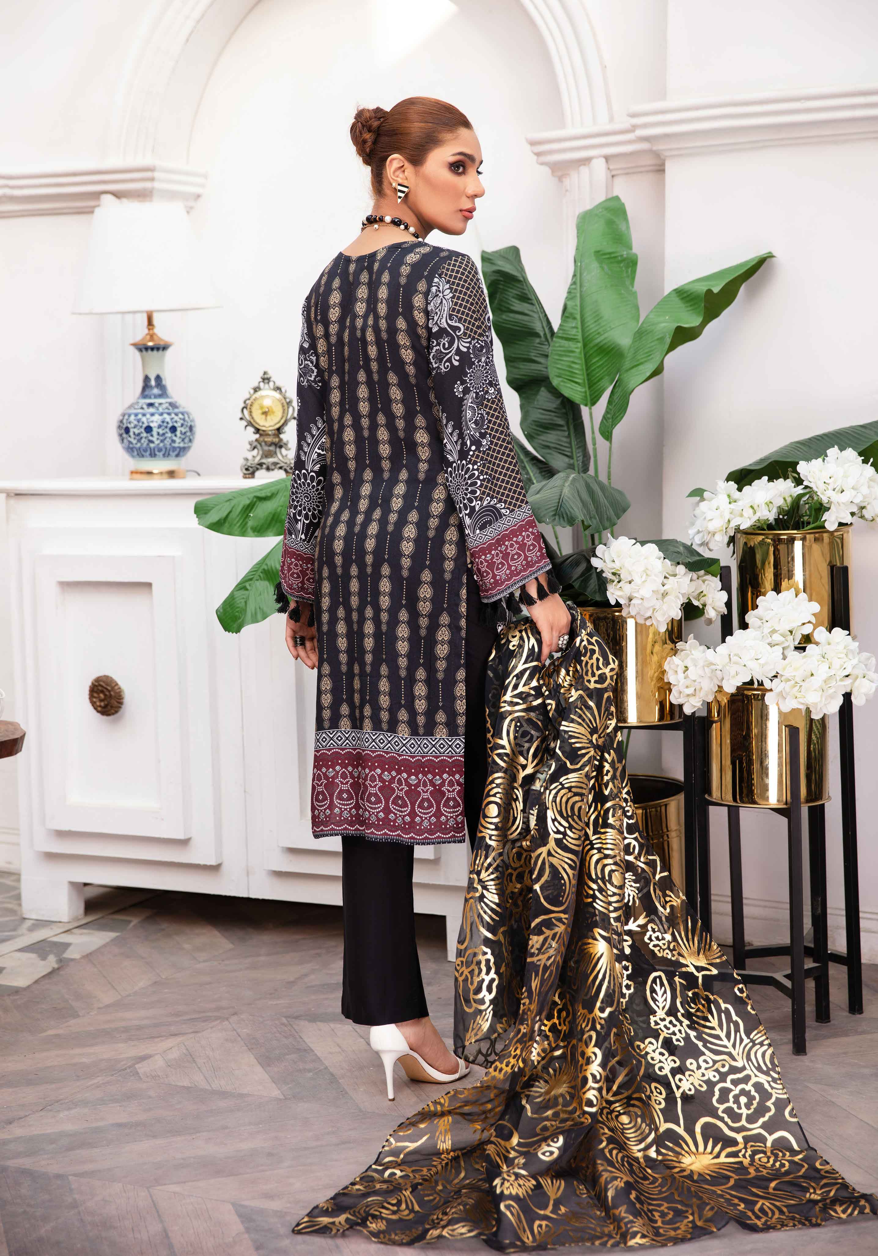 Garnet by Simrans Black Linen Outfit with Foil Print Dupatta - Desi Posh