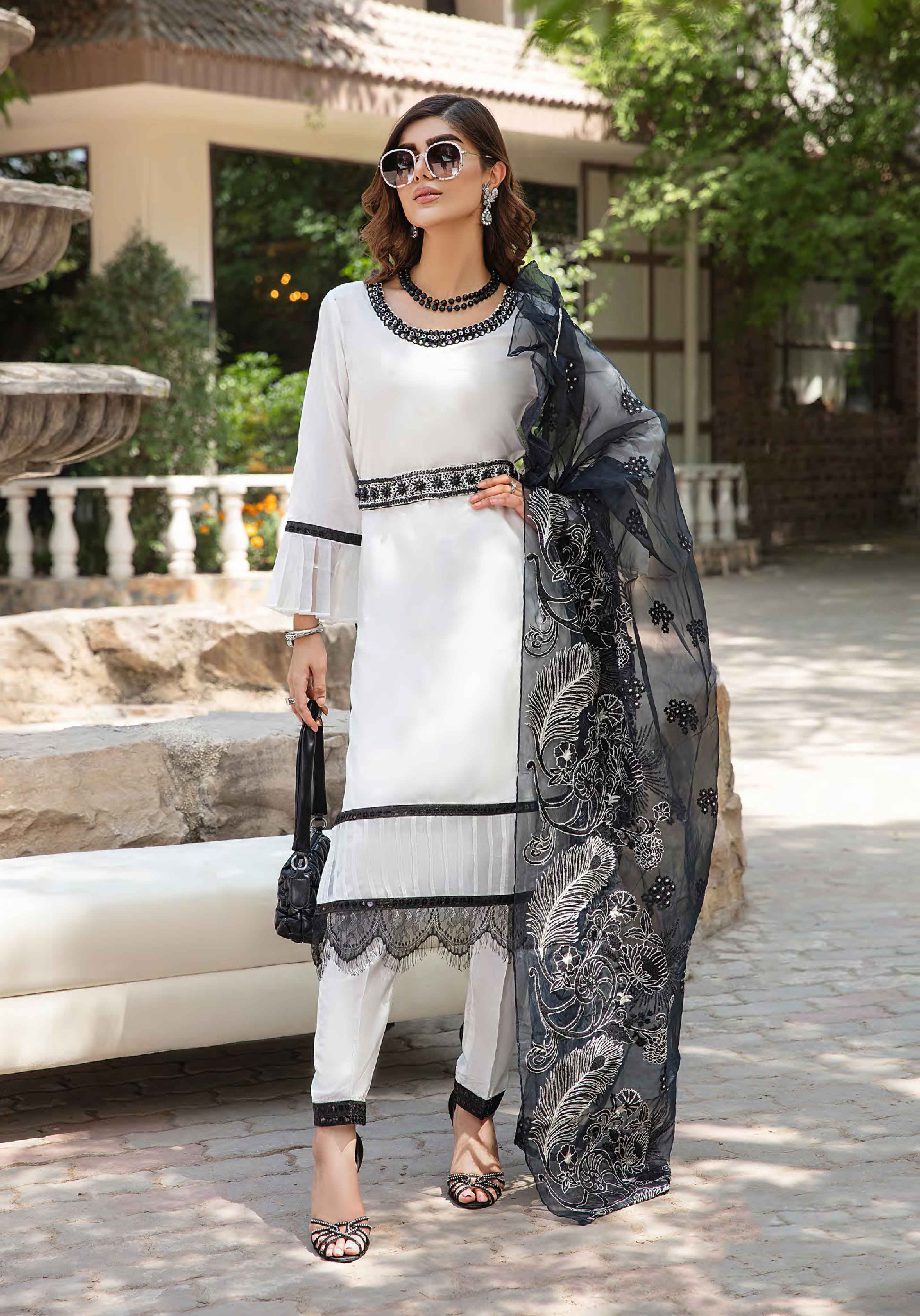 Ivana Luxury Embroidered Silk White Outfit