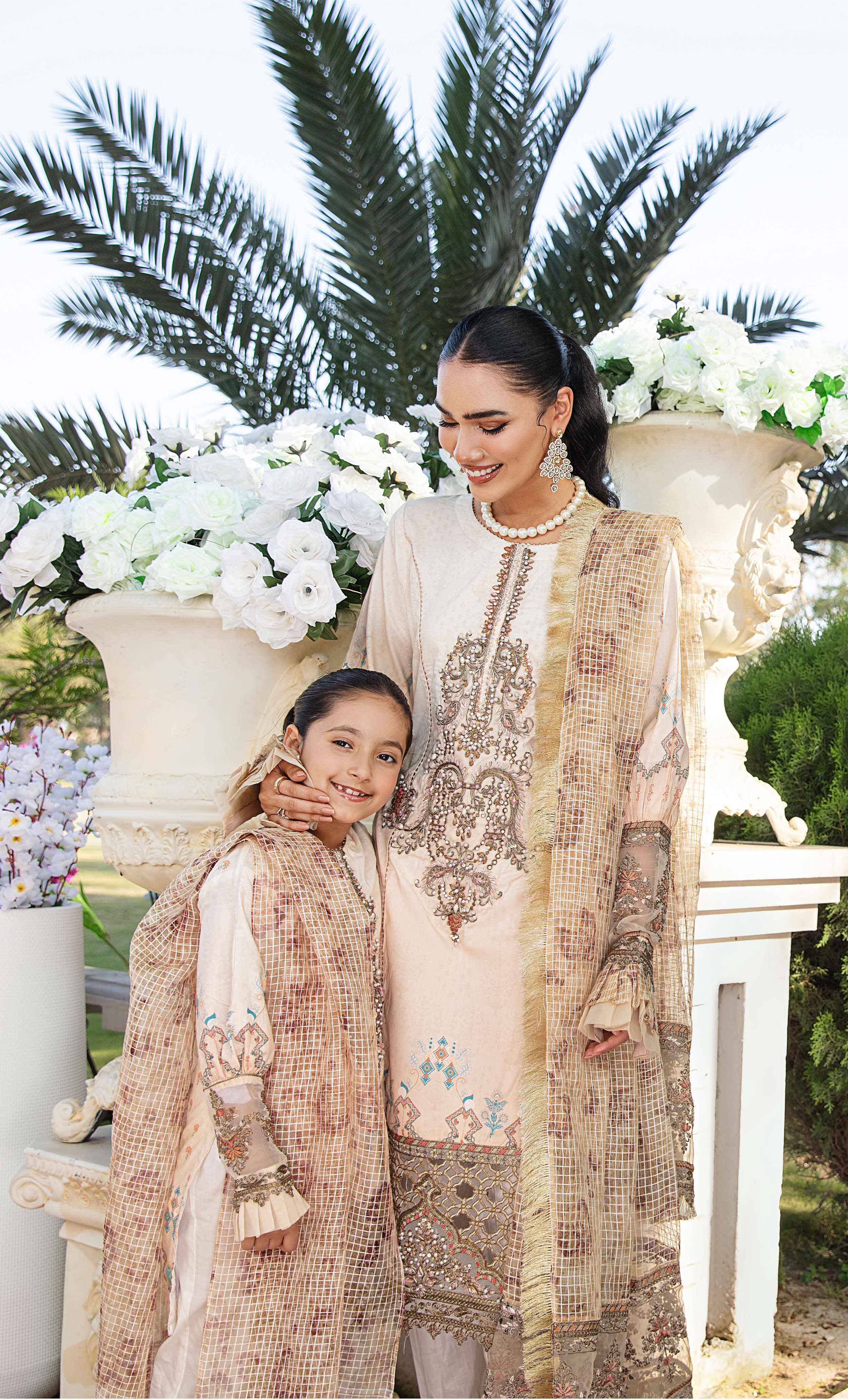 Ivana Mummy & Me Kids Eid Outfit with Embroidered Net Dupatta DesiP 