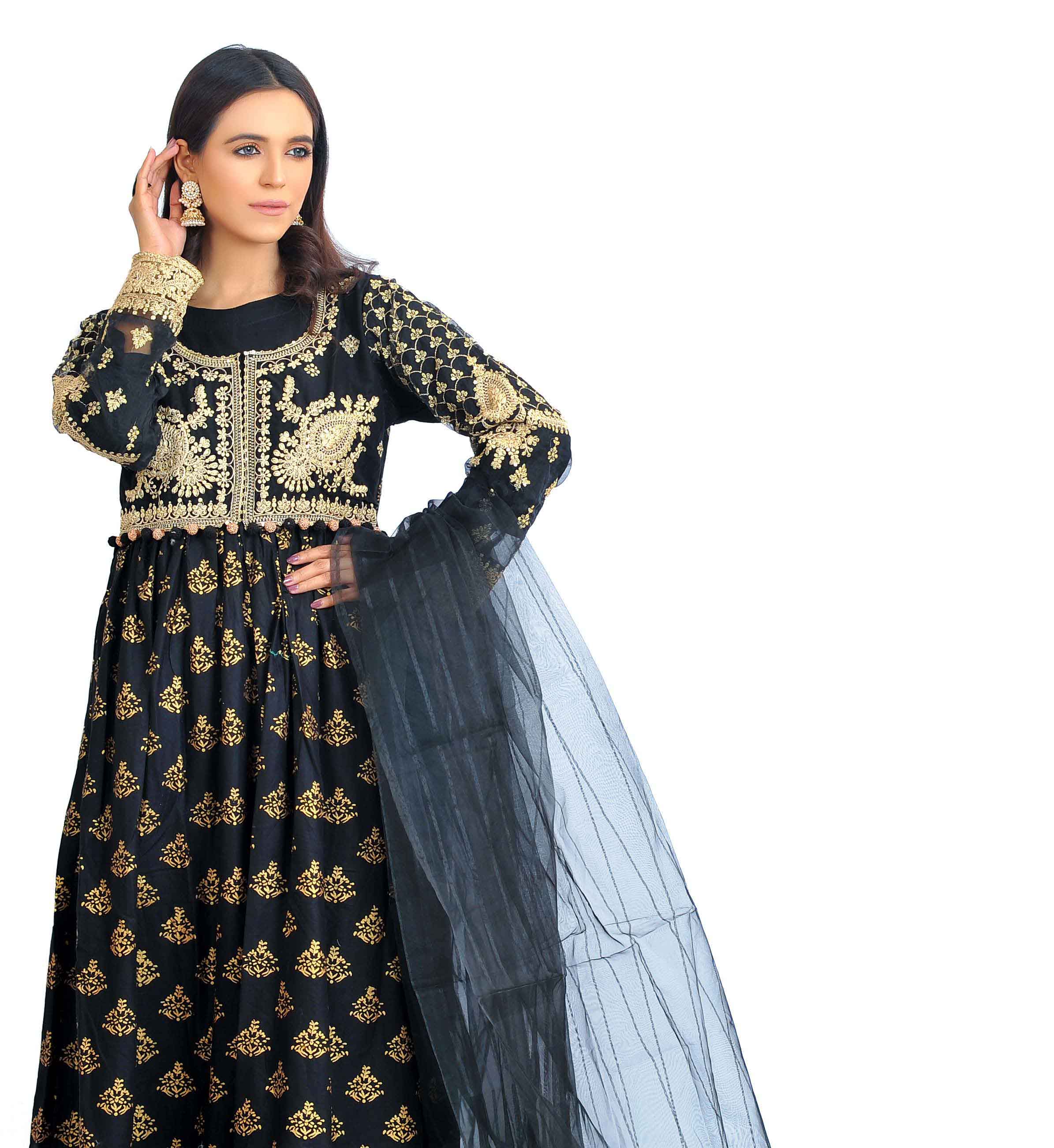 Mahira Khan Maria B Suit