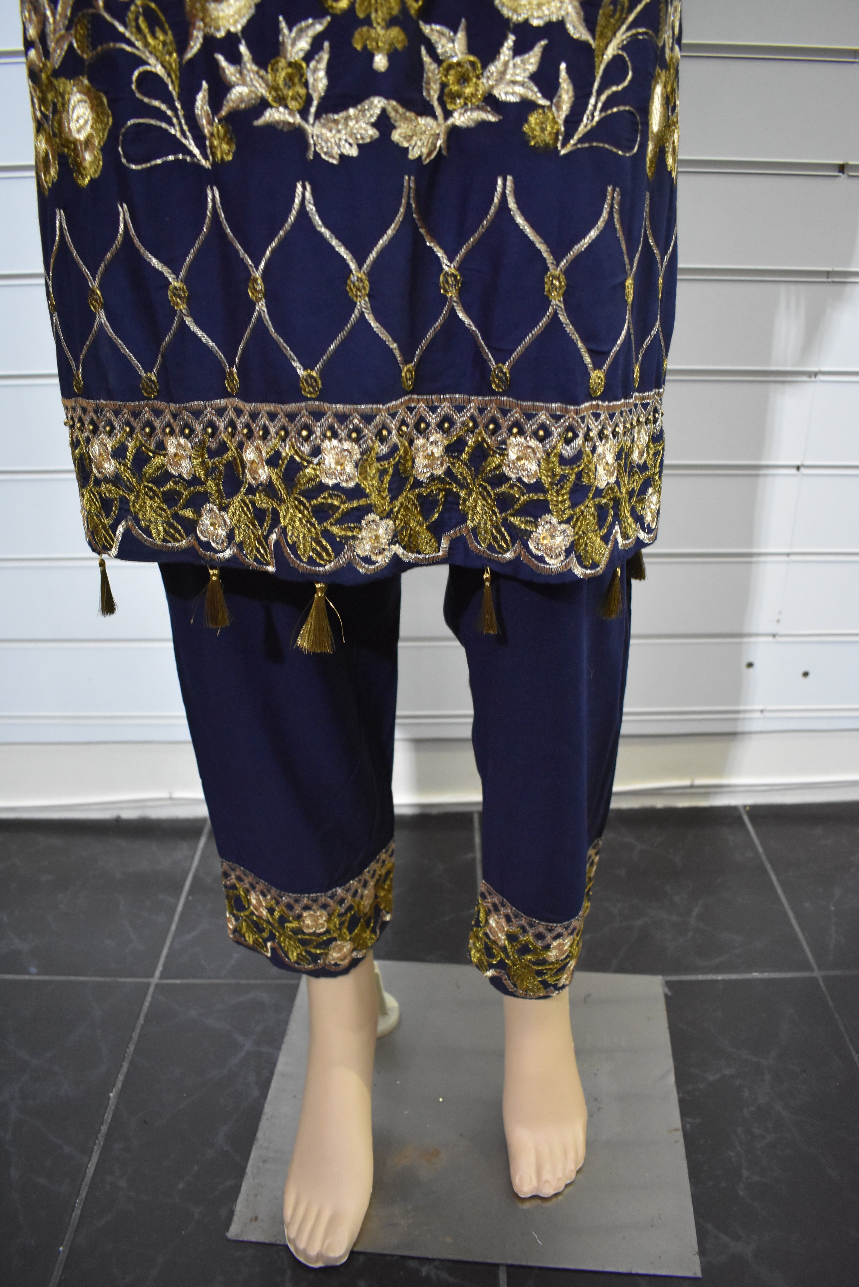 Maria B inspired Ready Made Embroidered Navy Linen Outfit DesiP 