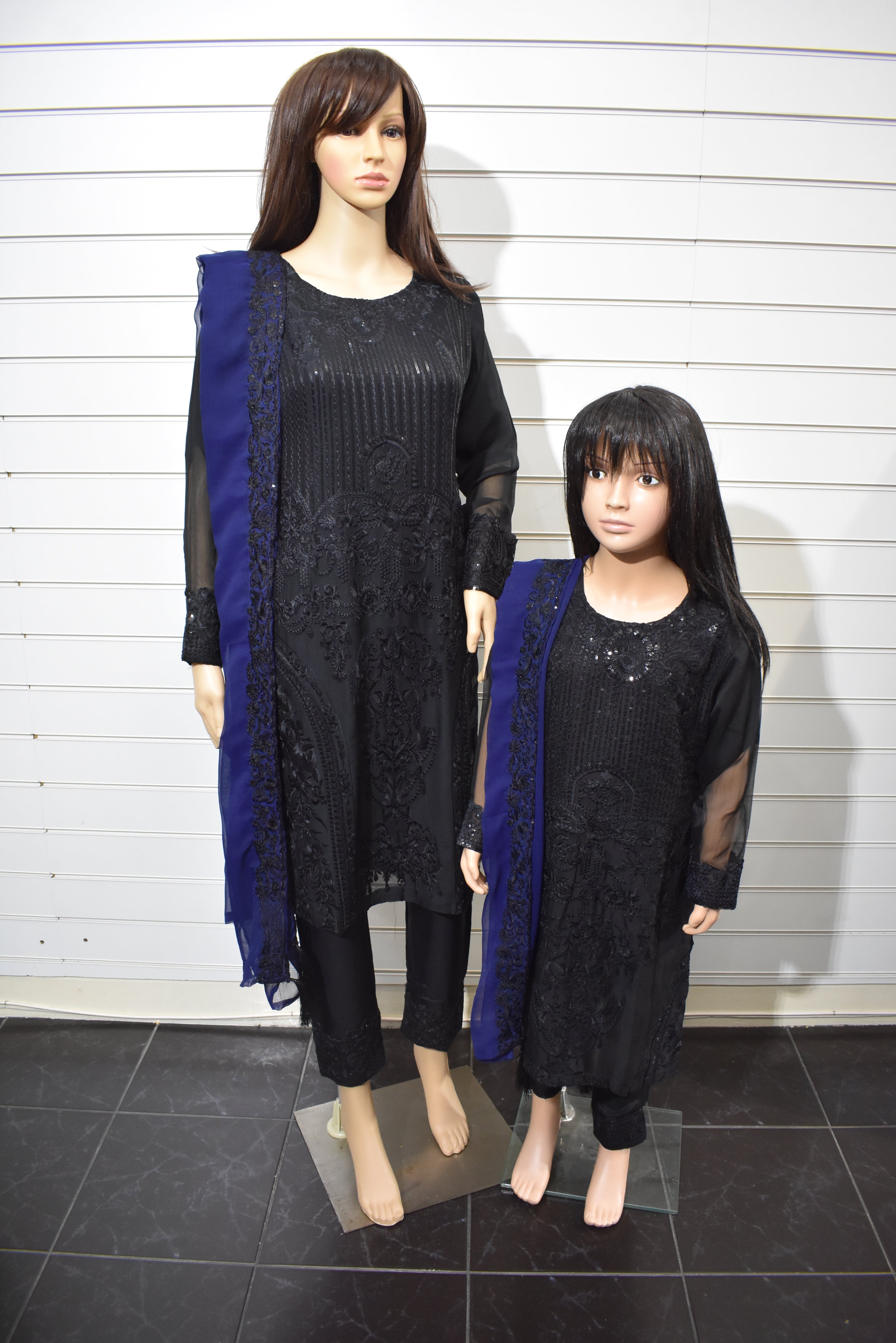 Mummy & Me Embroidered 3 Piece Chiffon Girls Outfit With Embroidered Navy Dupatta DesiP 