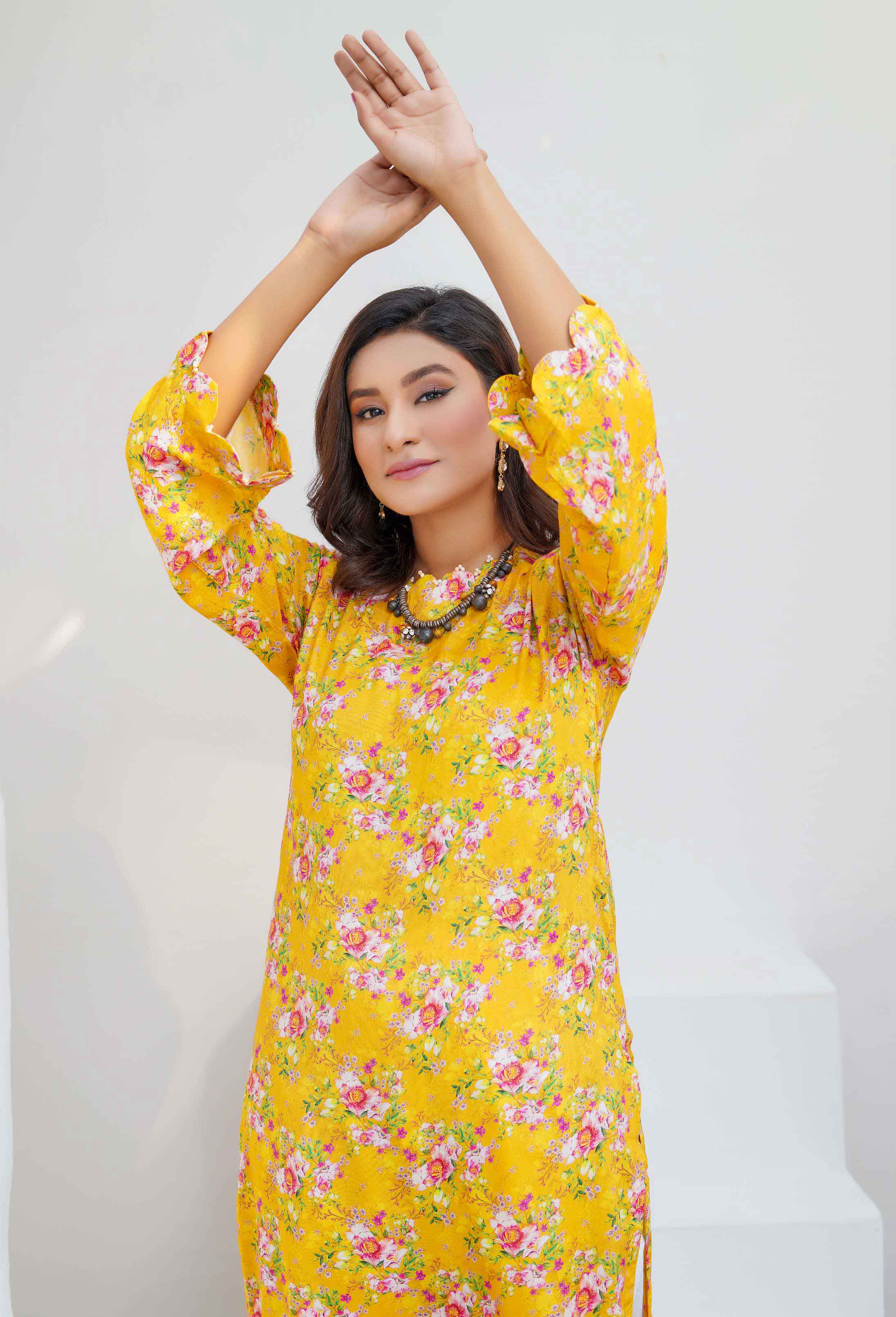 Sana Safinaz Pakistani Linen Yellow print Kurta DesiP 