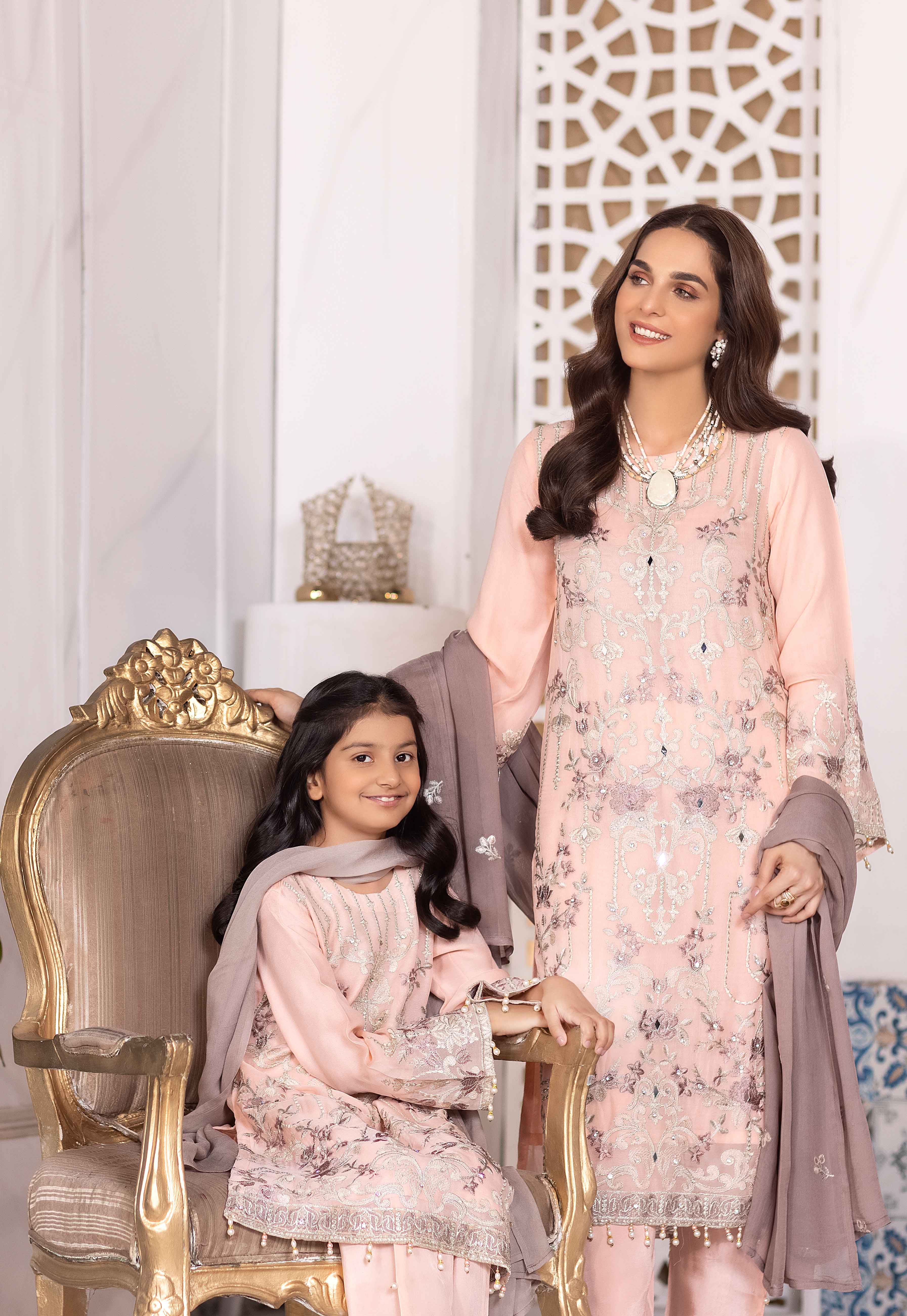 pakistani mummy & me suits
