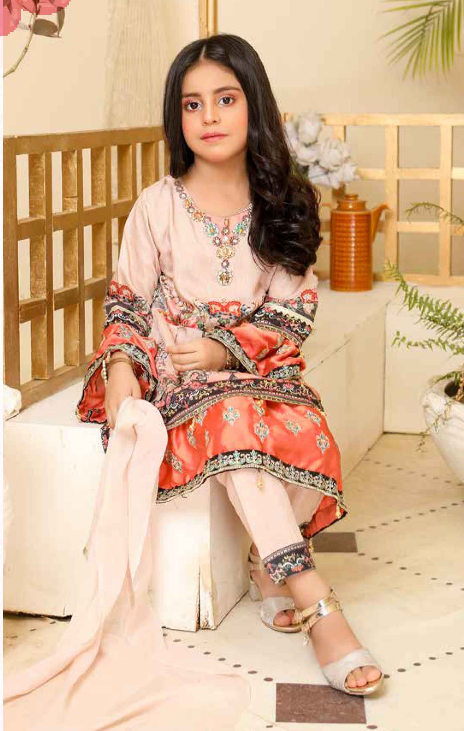 pakistani girls pink outfit