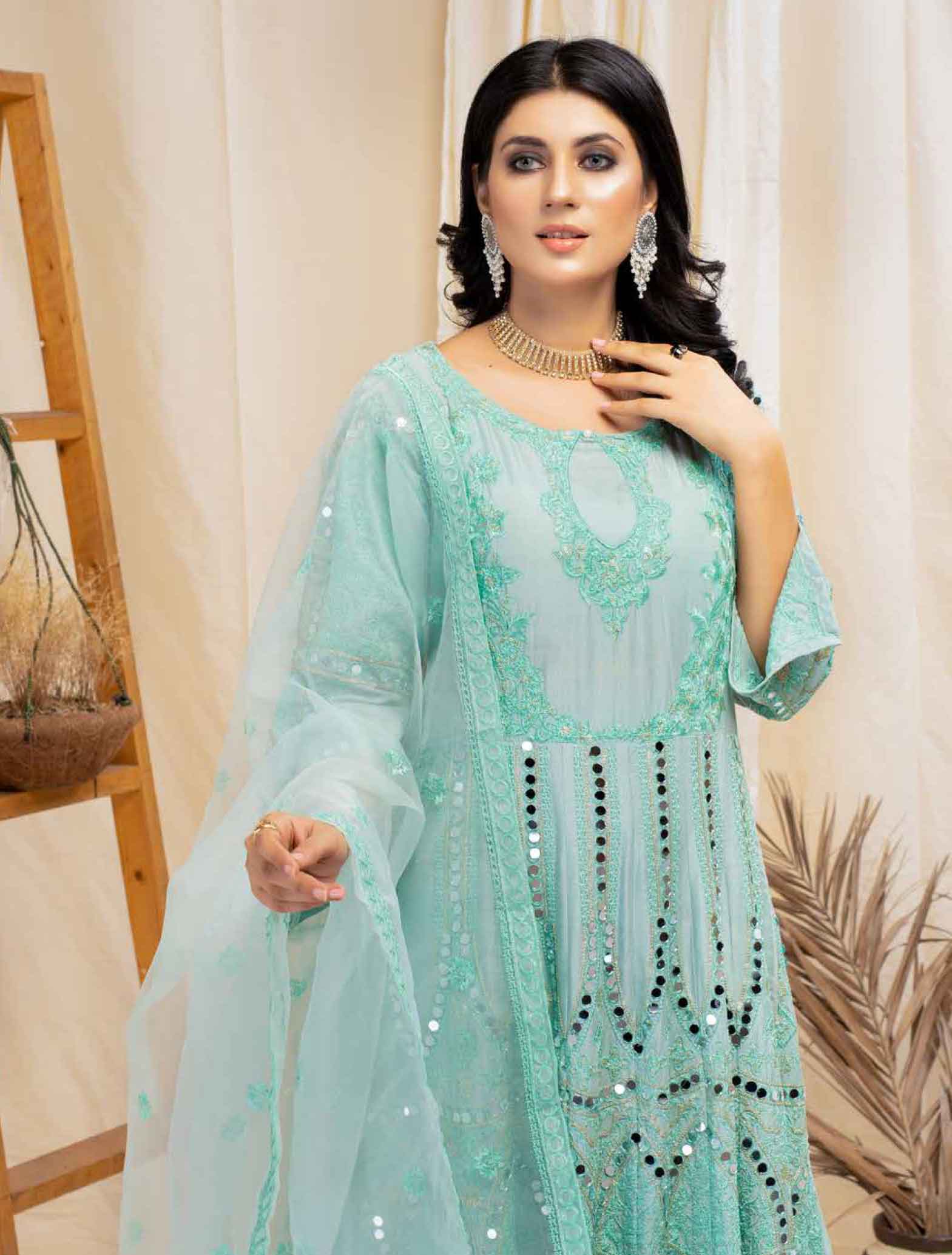 Pakistani mirror oufit