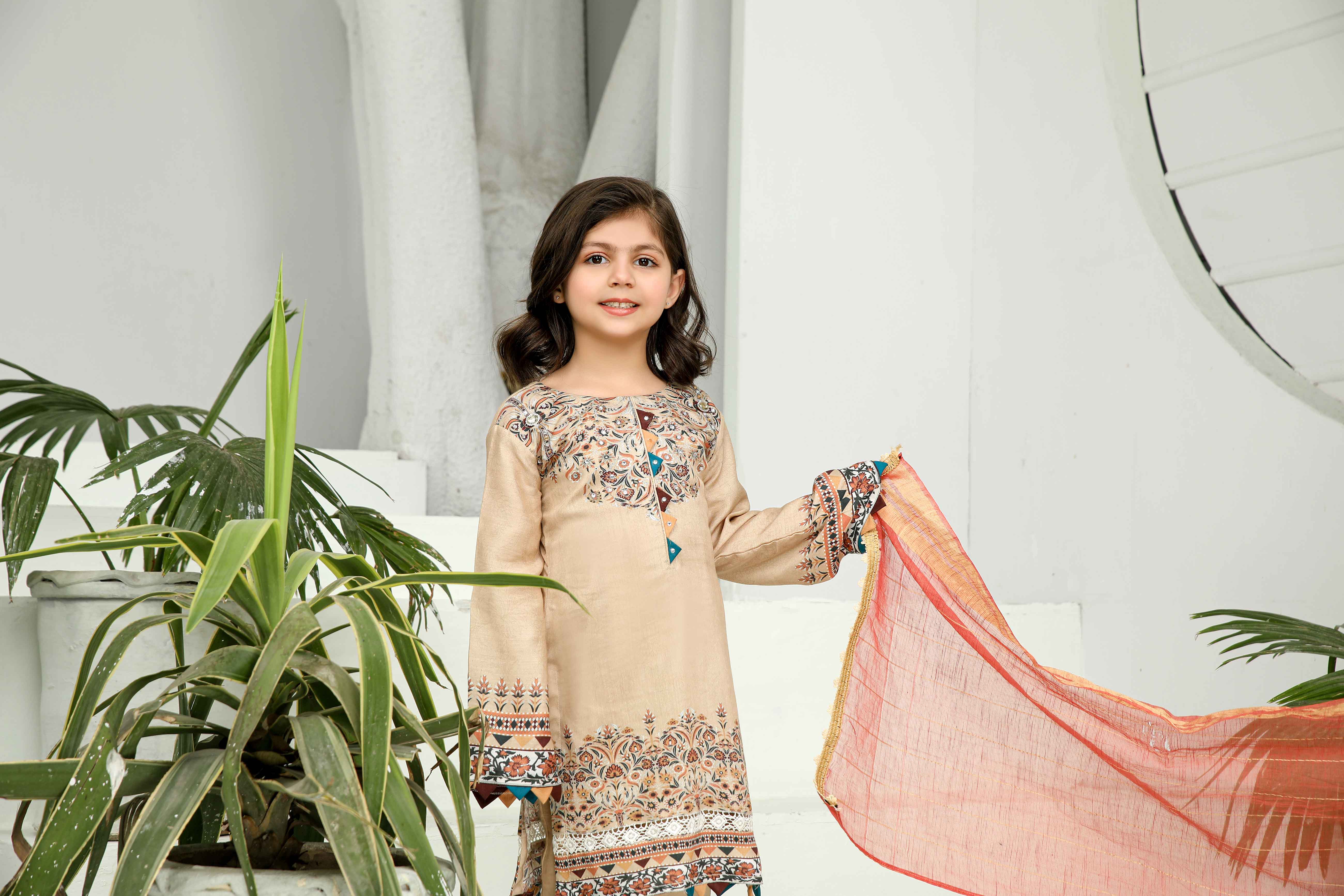 pakistani girls suit