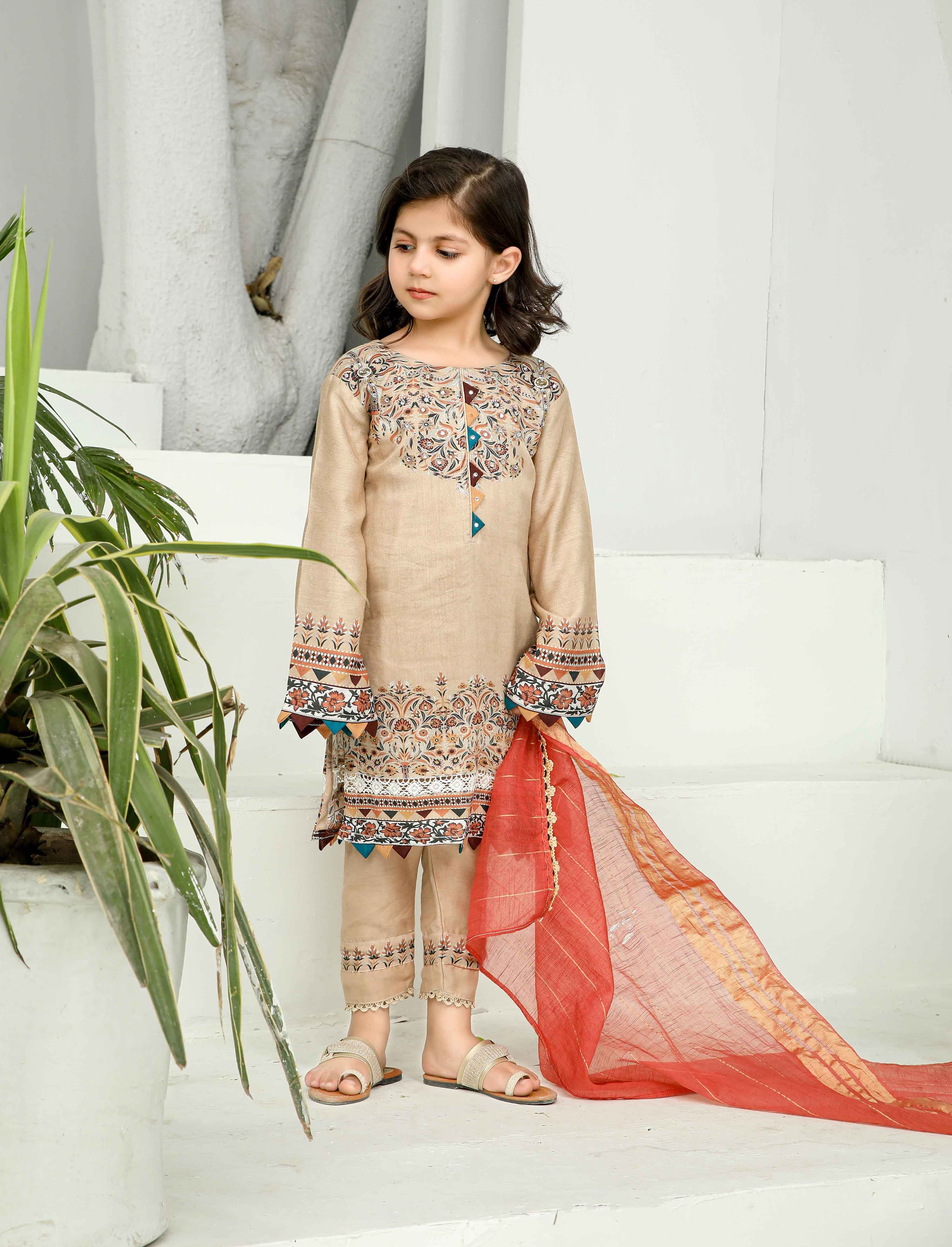 girls indian suit