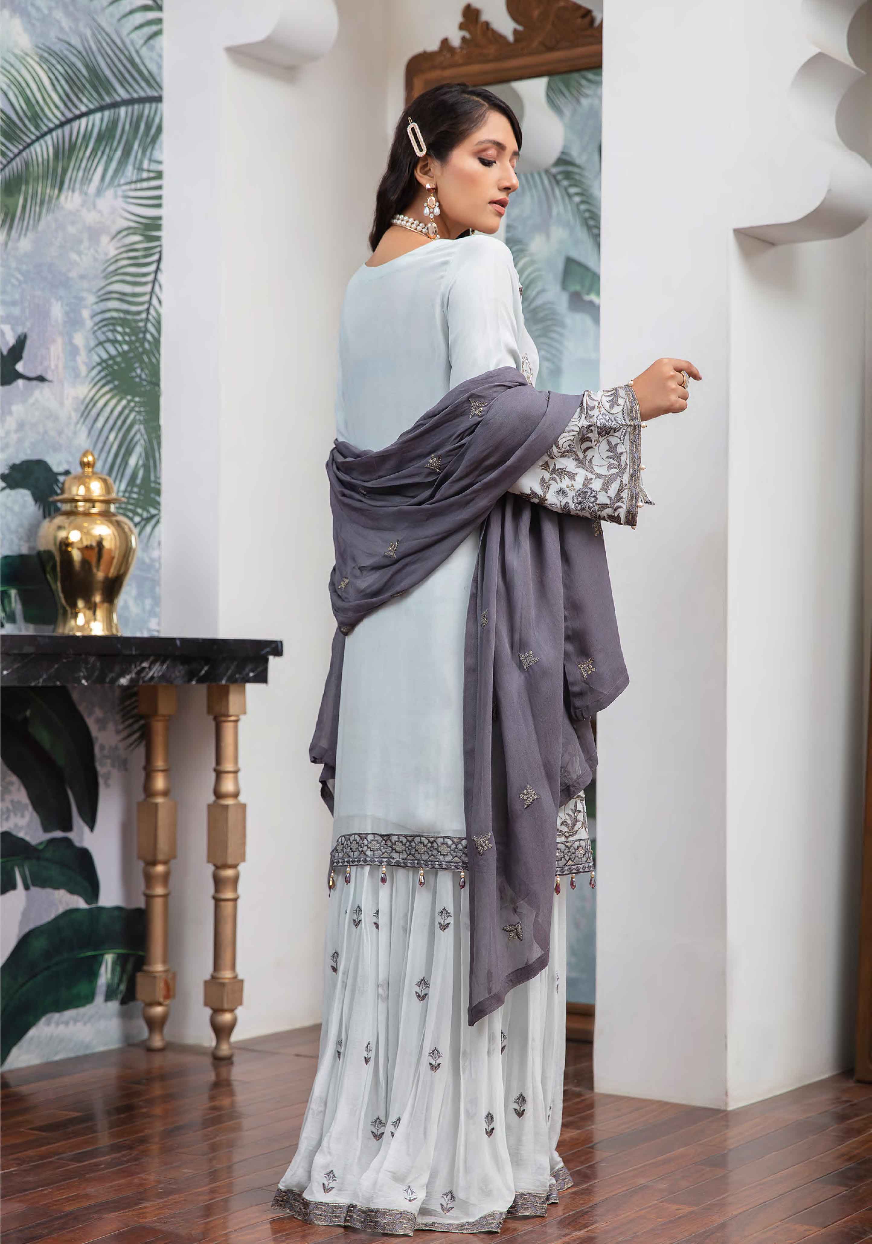 simrans chiffon outfit