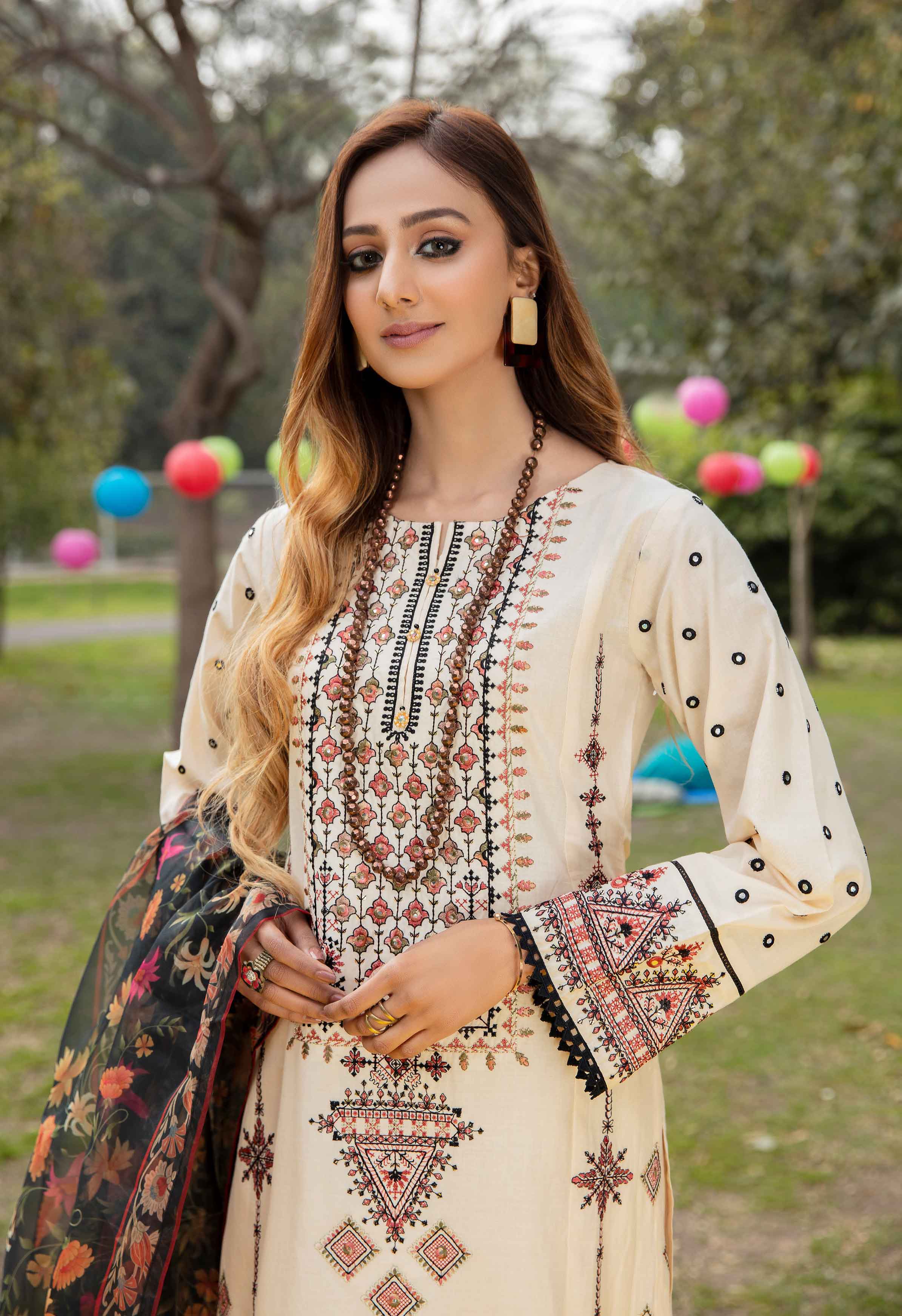 Simrans Sindhi Embroidered Lawn Outfit with Shalwar 25230 DesiP