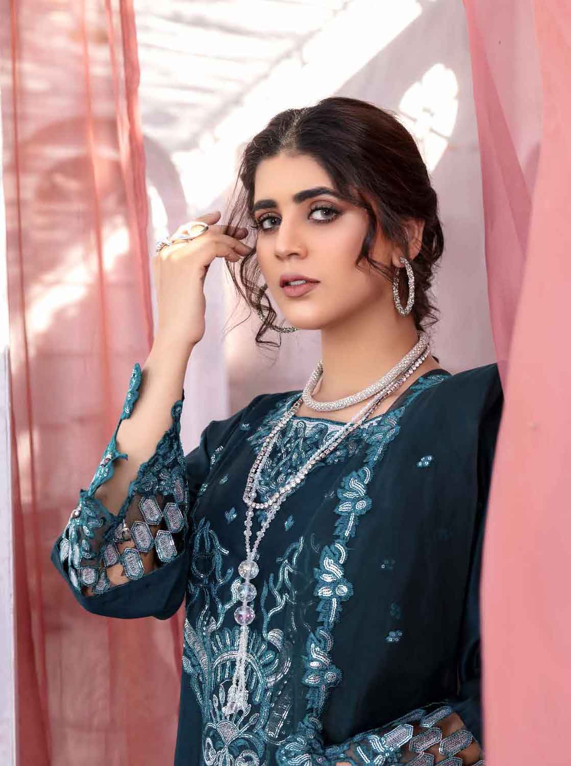 ready to wear pakistani clothes