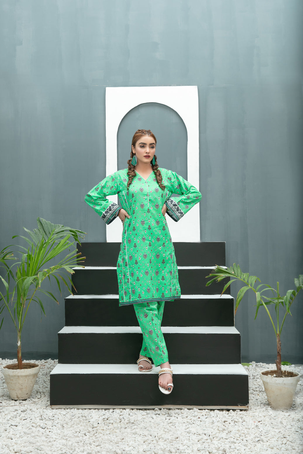 Tawakkal Lucia Ready Made Lawn suit D7307 DesiP 